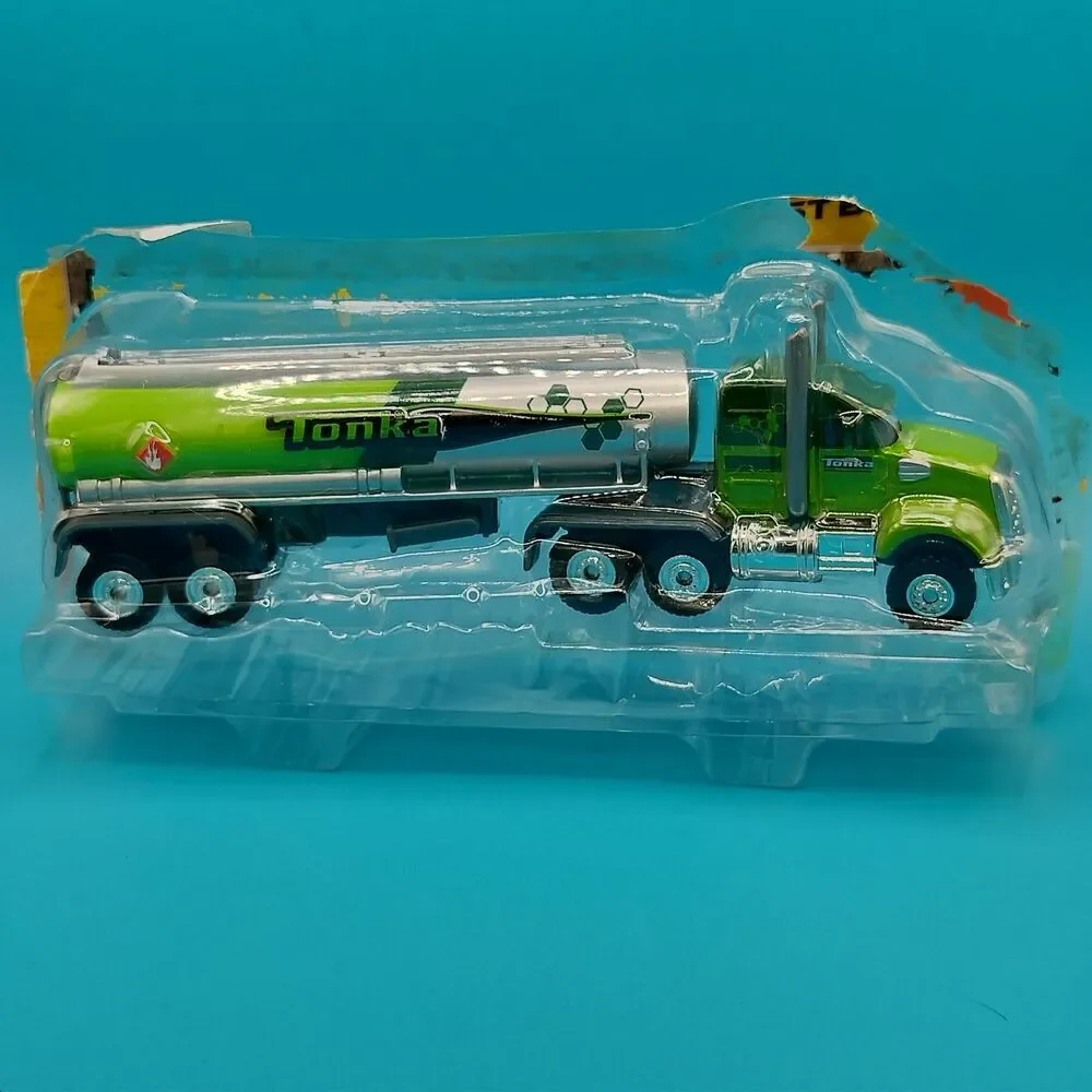 Tonka Green Tanker Truck & Trailer Semi Rig Toy Vehicle Hasbro Funrise 2012